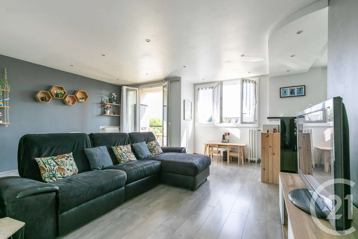 Appartement 66 m² à Saint-Maur-Des-Fosses  - photo 3