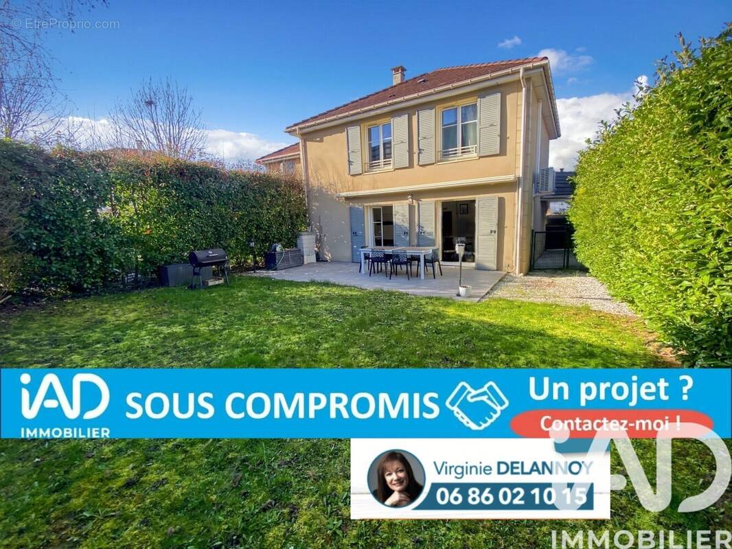 Photo 1 - Maison à COMBS-LA-VILLE