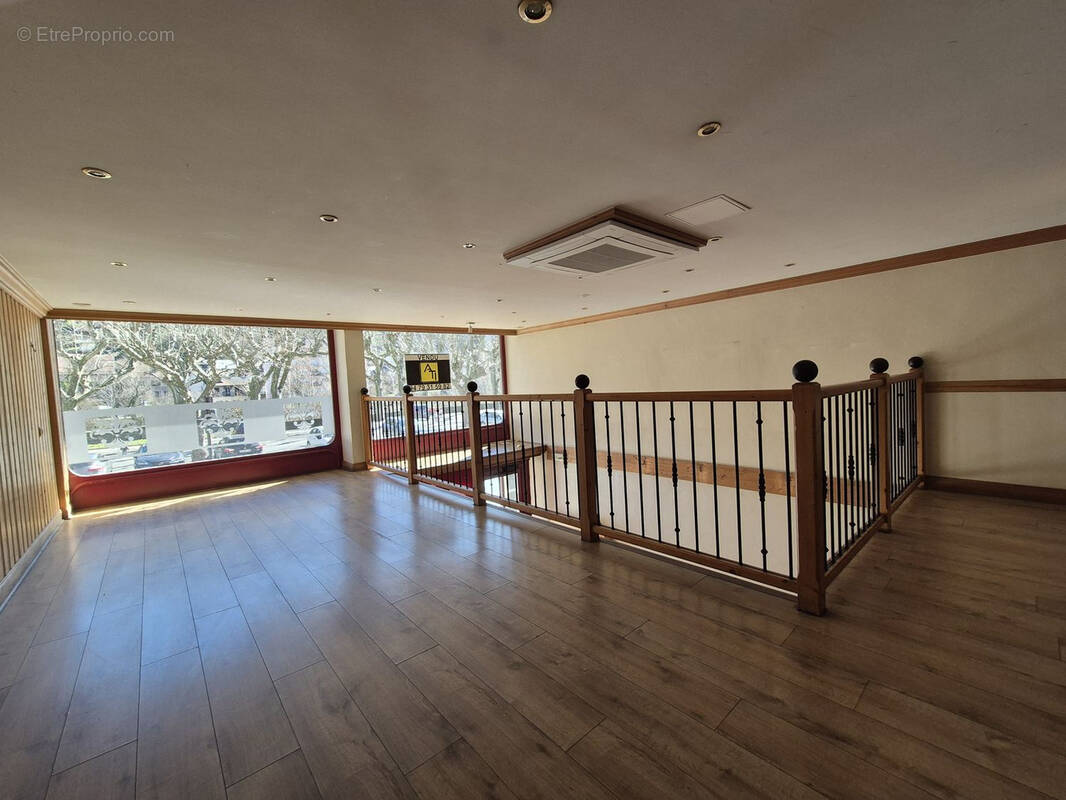 Commerce à ALBERTVILLE