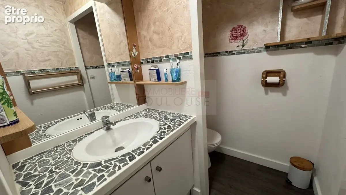 Saint-jean t4 duplex dernier etage + balcon + parking - photo 6