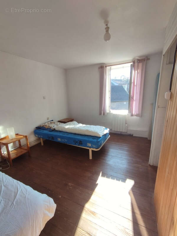 Maison à VAL-ET-CHATILLON