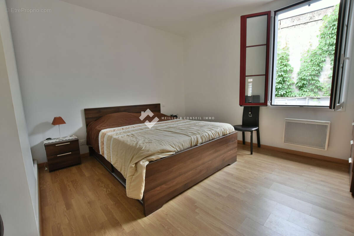 chambre au rdc