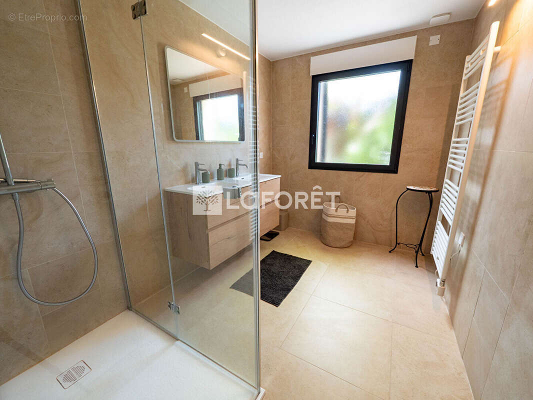 Maison Laroque Des Albères 9 pièces 230 m2 - photo 13