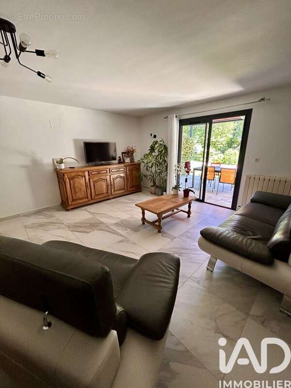 Maison 127 m² à Montpezat-De-Quercy  - photo 3