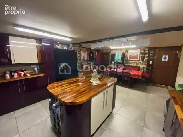 Maison en excellent etat, pleine de charme, terrain de 2000m2. - photo 4