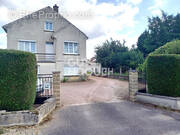 Maison à CHAMPFORGEUIL