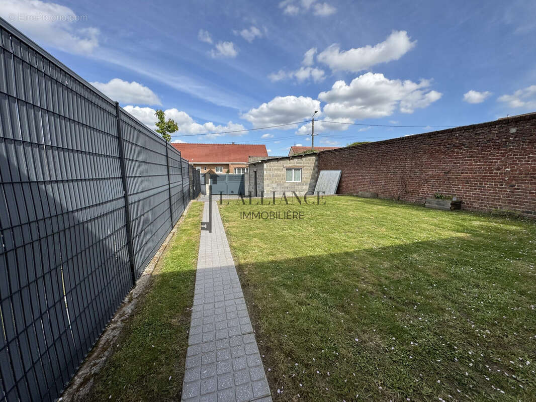 Maison 140 m² à Boiry-Becquerelle  - photo 7