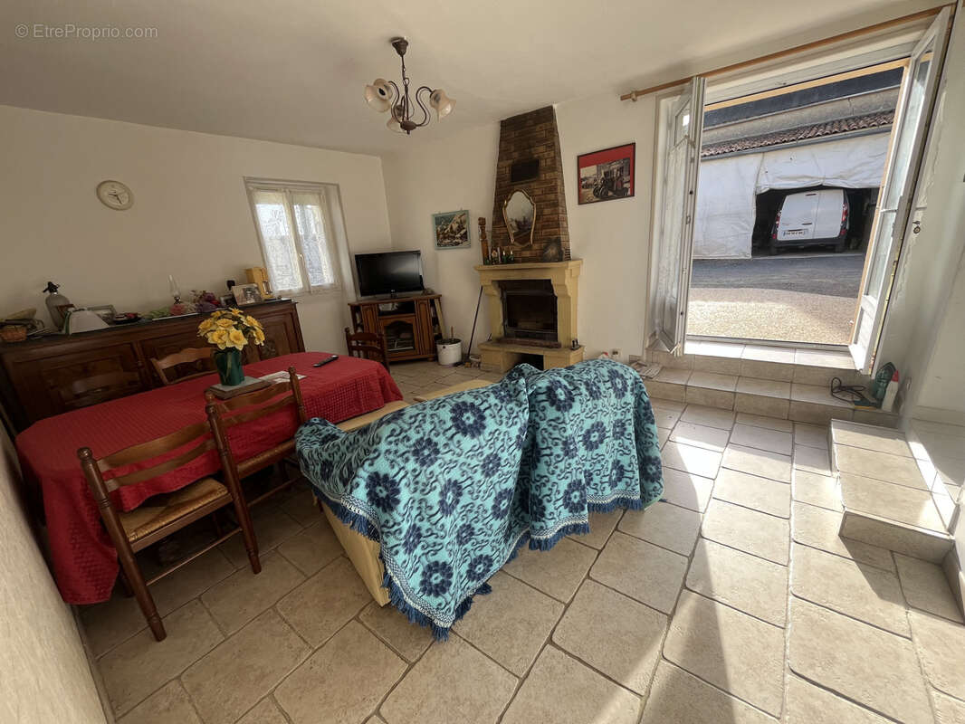 Maison à SAINTE-VERGE