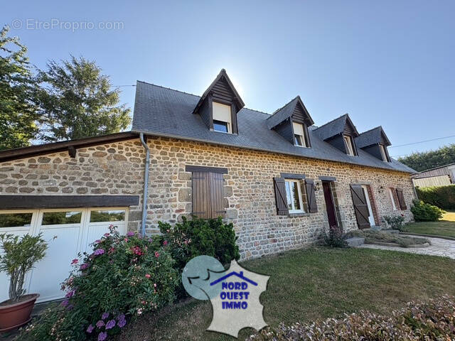 Maison à MAYENNE