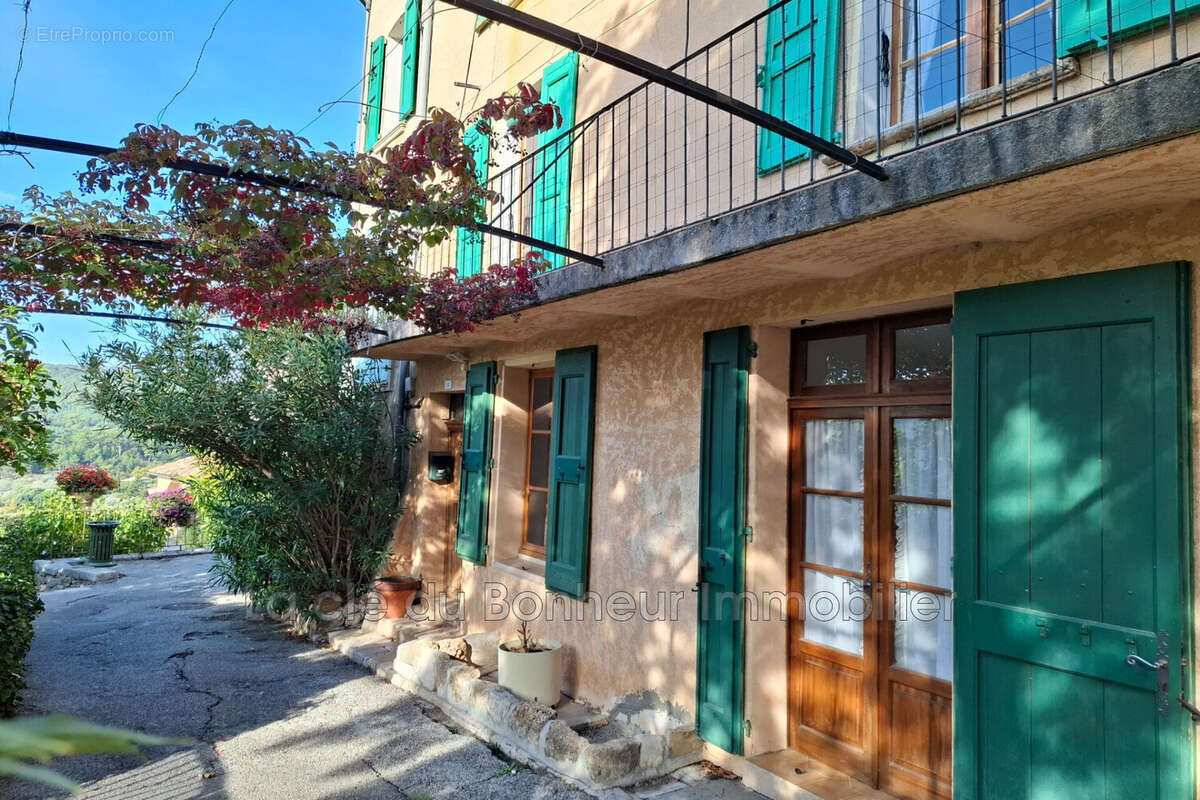 Maison à MOUSTIERS-SAINTE-MARIE
