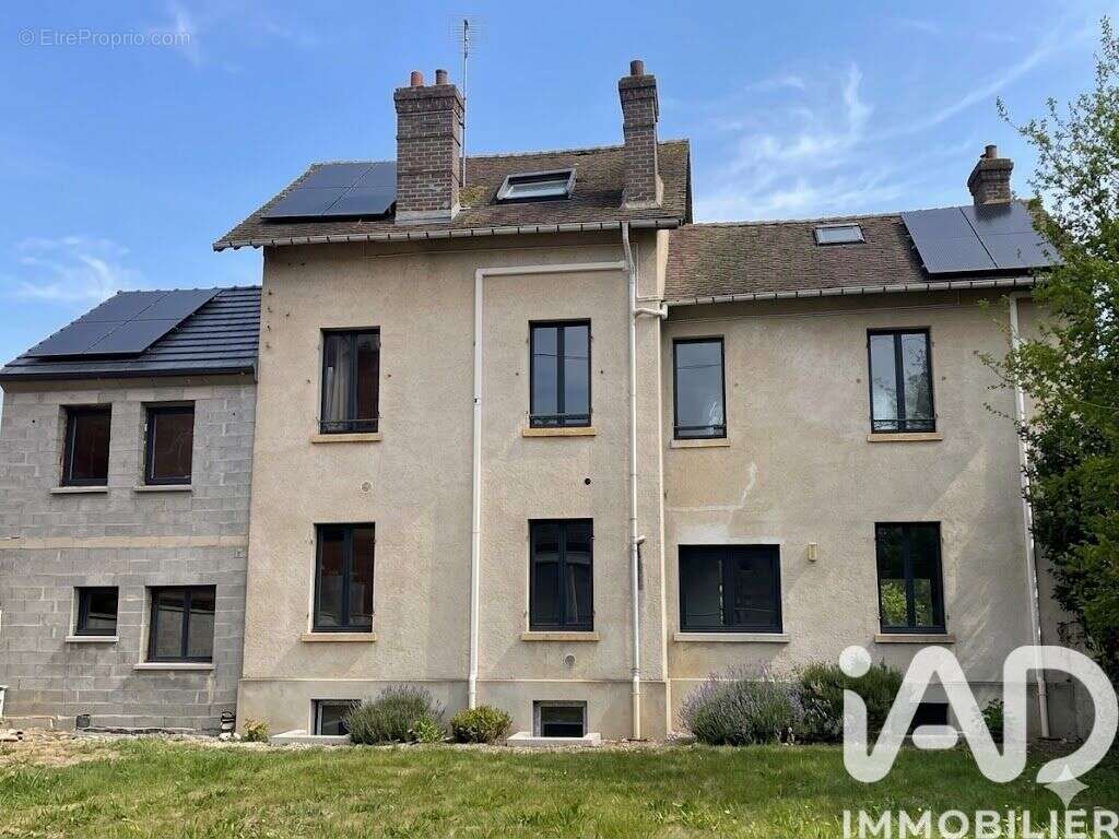 Photo 1 - Maison à MEZIERES-SUR-SEINE