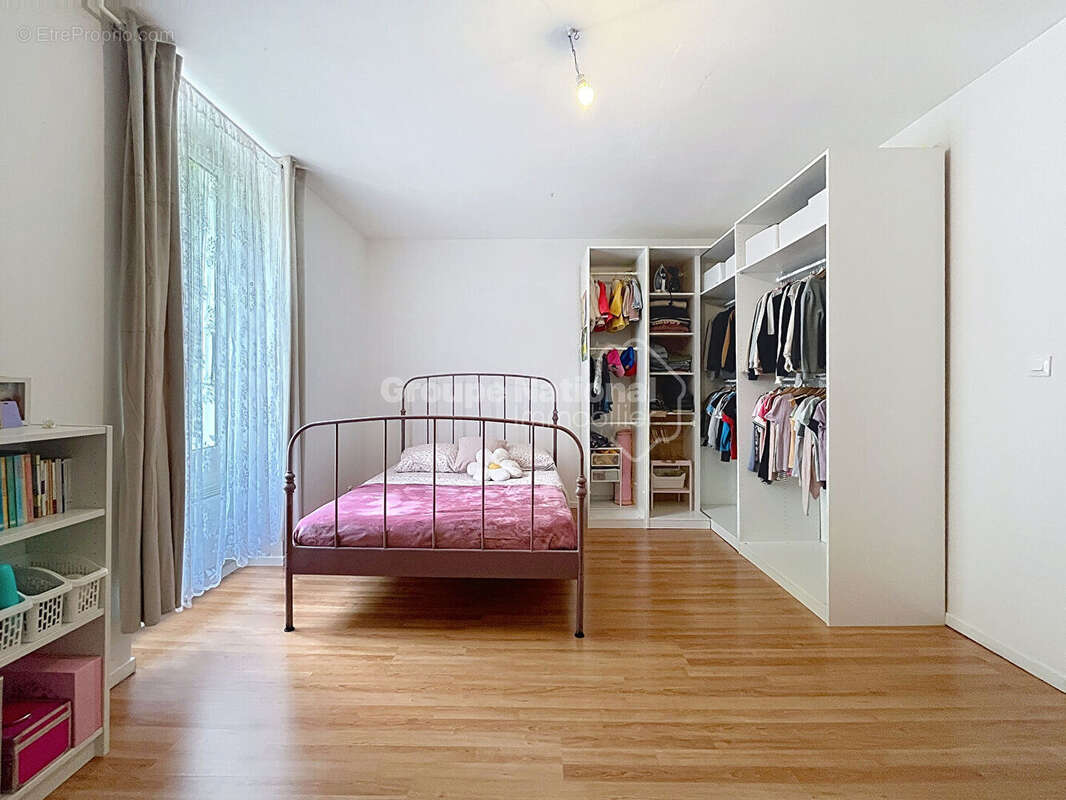 Maison à PIERRELATTE