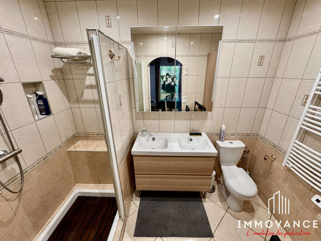 Maison à SAINT-FELIX-DE-LODEZ