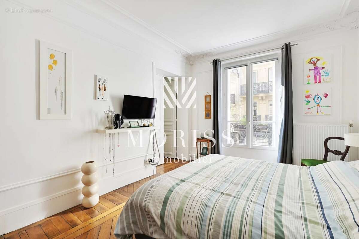 Appartement à PARIS-18E