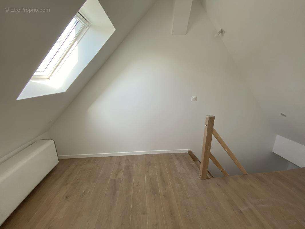 Maison à ROSNY-SUR-SEINE