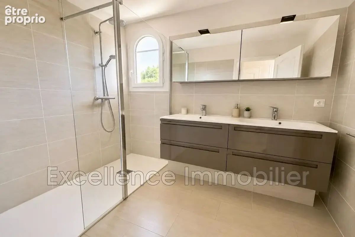Maison 6 pièces 151 m² à vendre à Sainte-Maxime (83120) - photo 9