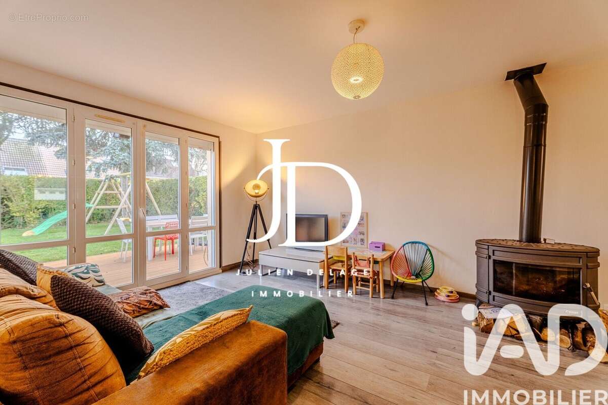 Photo 3 - Maison à LE PLESSIS-BELLEVILLE