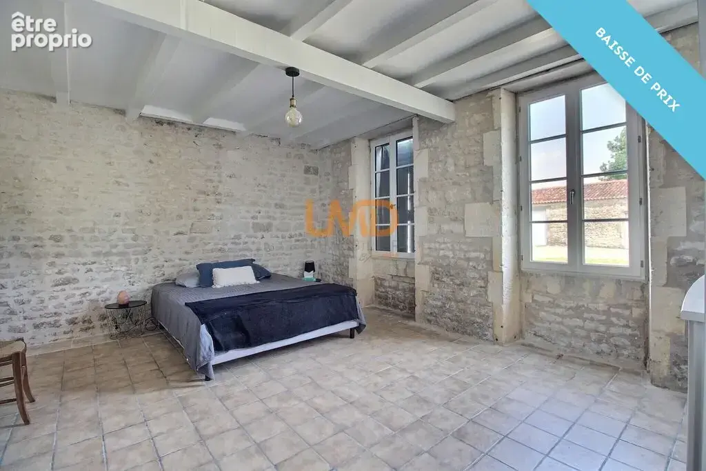 Demeure ancienne rénovée avec piscine - photo 17