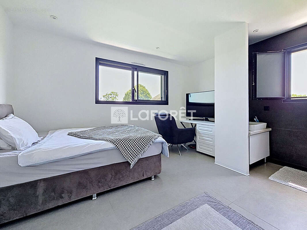 Maison contemporaine 4 chambres avec piscine - photo 11