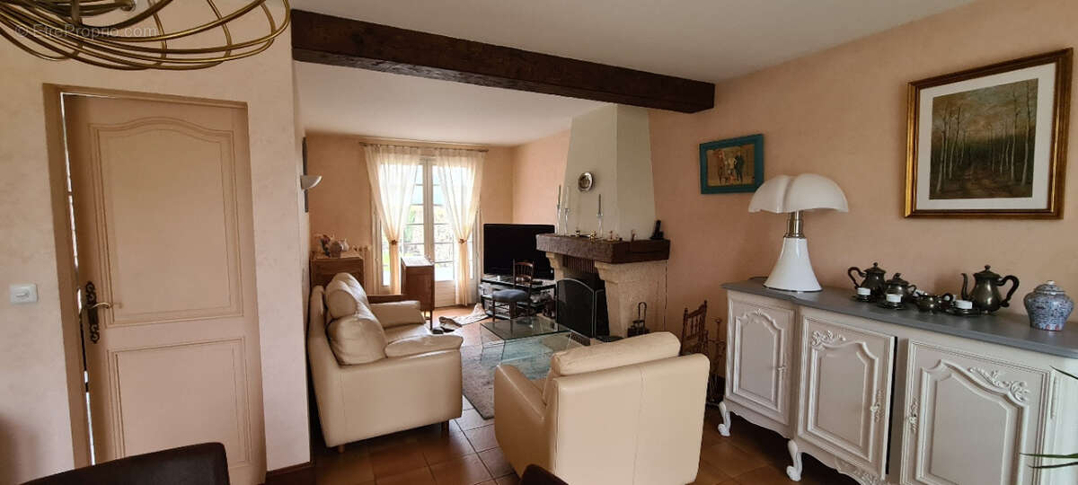 Maison à PONTS-ET-MARAIS