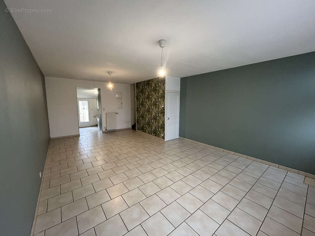 Maison à SAINT-AMAND-LES-EAUX