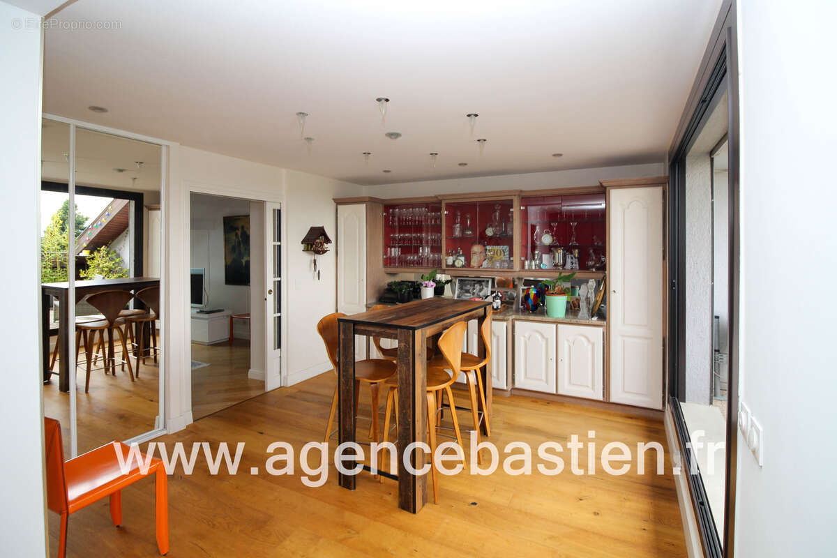 Appartement à DIVONNE-LES-BAINS