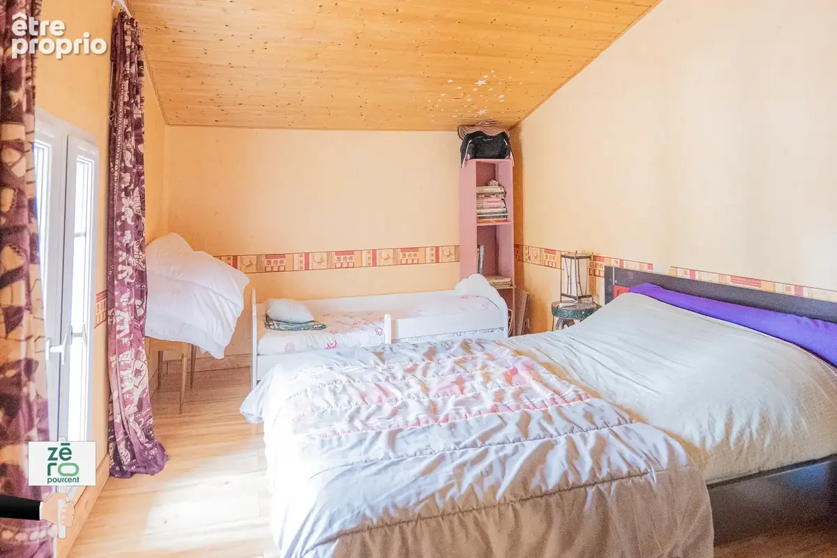 Maison familiale en pierre avec 4 chambres, bureau, garage et potentiel locatif à La Chaize-le-Vicomte - photo 14
