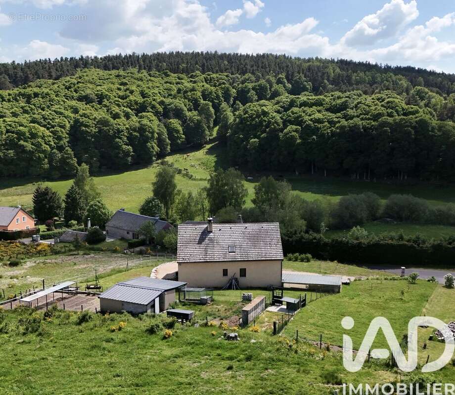 Maison 144 m² à Les Bessons  - photo 5
