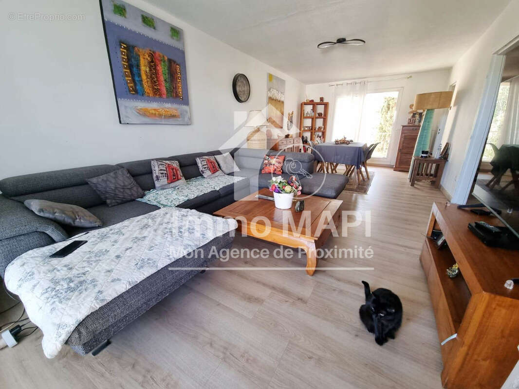 Lattes - Maurin - Appartement T3 de 84m2 avec place de parking privative et double balcon - photo 2