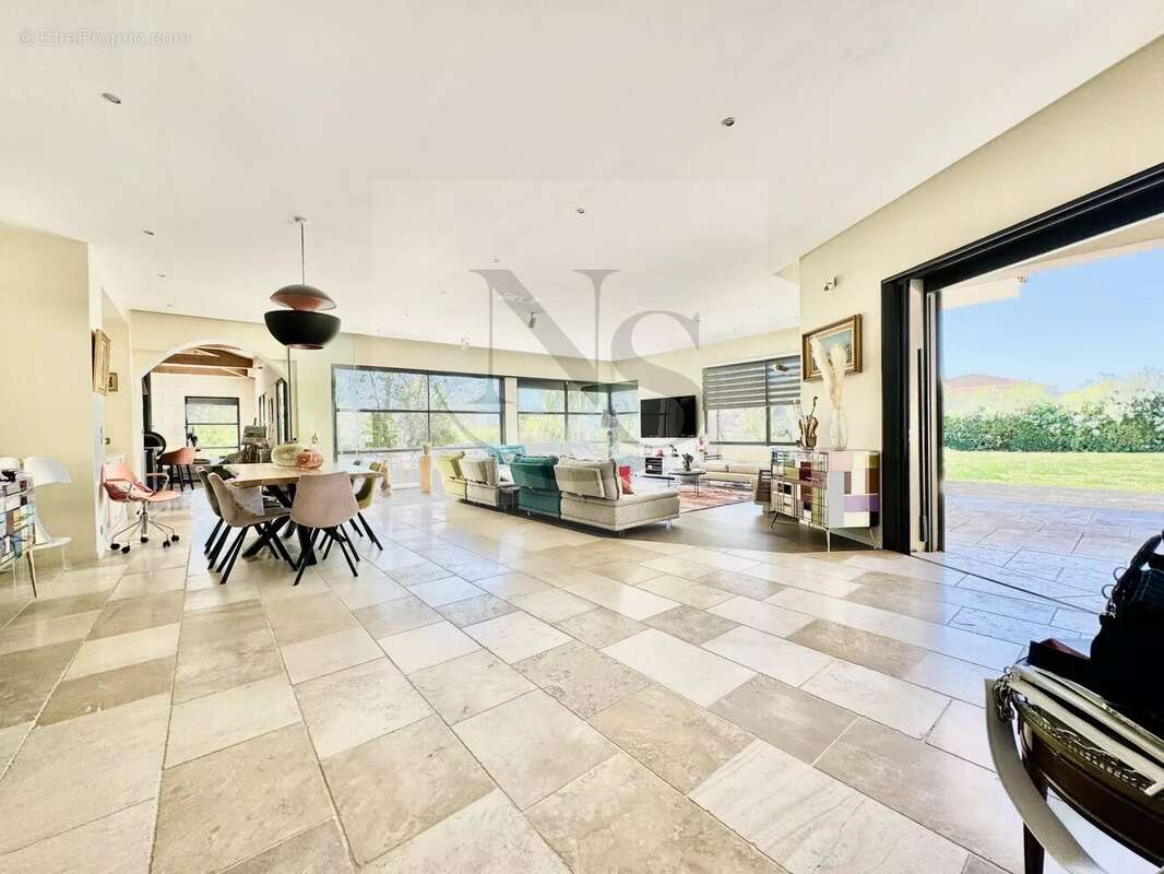 Maison à AIX-EN-PROVENCE