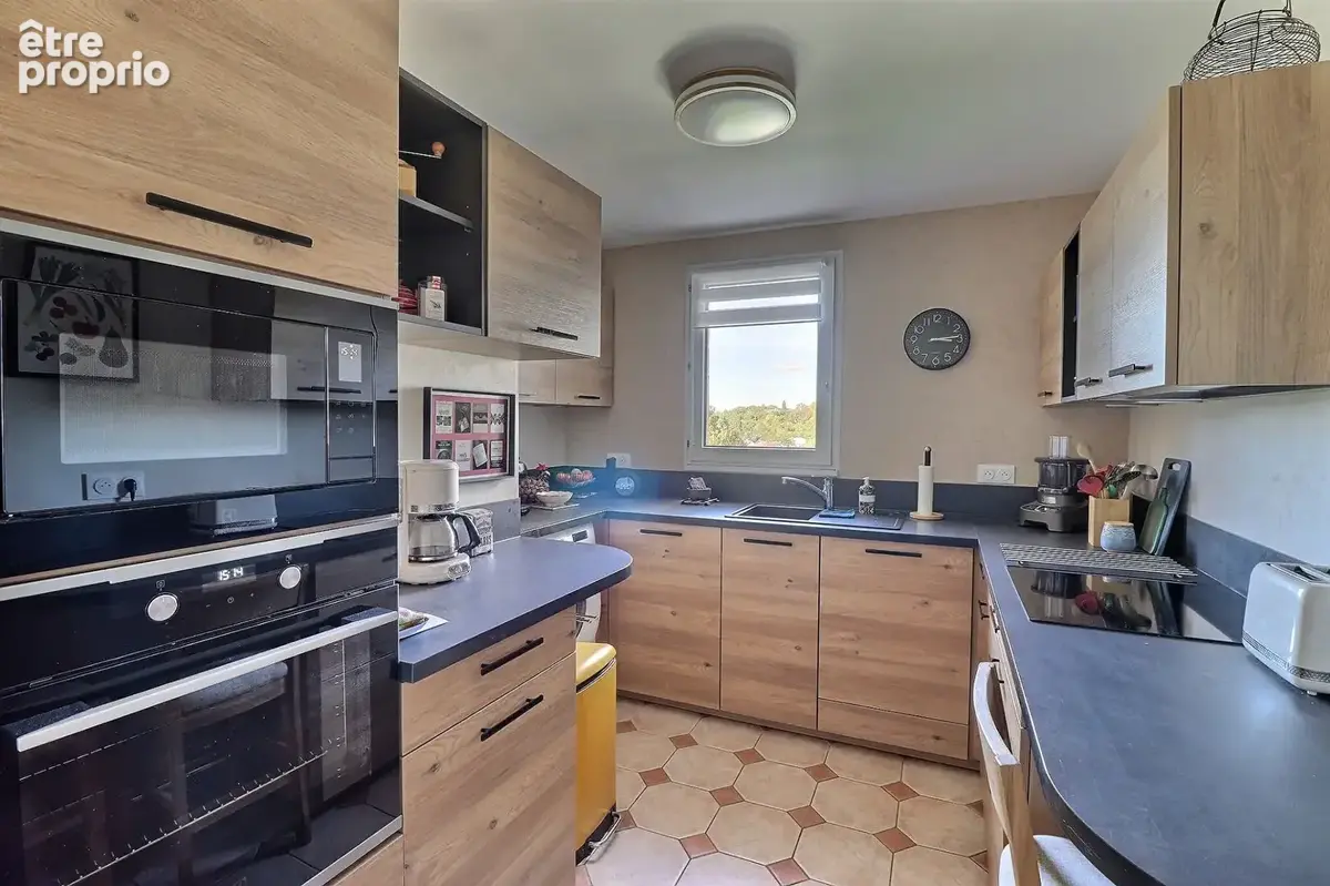EXCLUSIVITE - Appartement Saint-Germain en Laye 4 pièces 77m² - photo 3