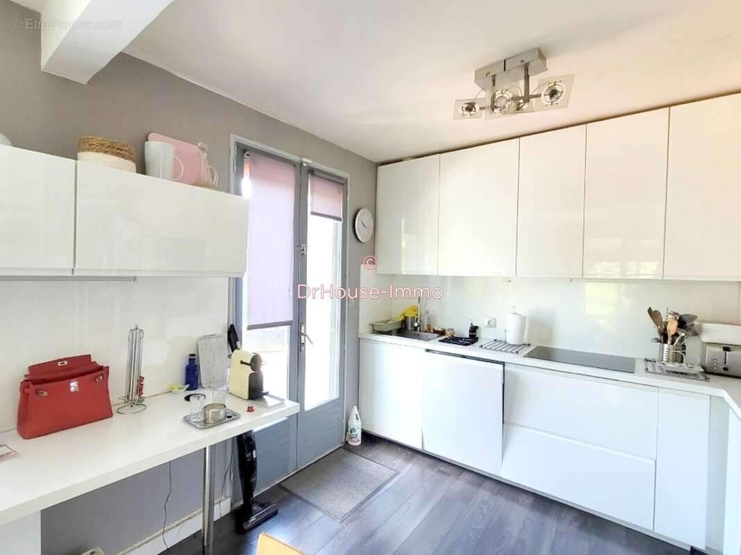 Maison 130 m² à Savigny-Sur-Clairis  - photo 3