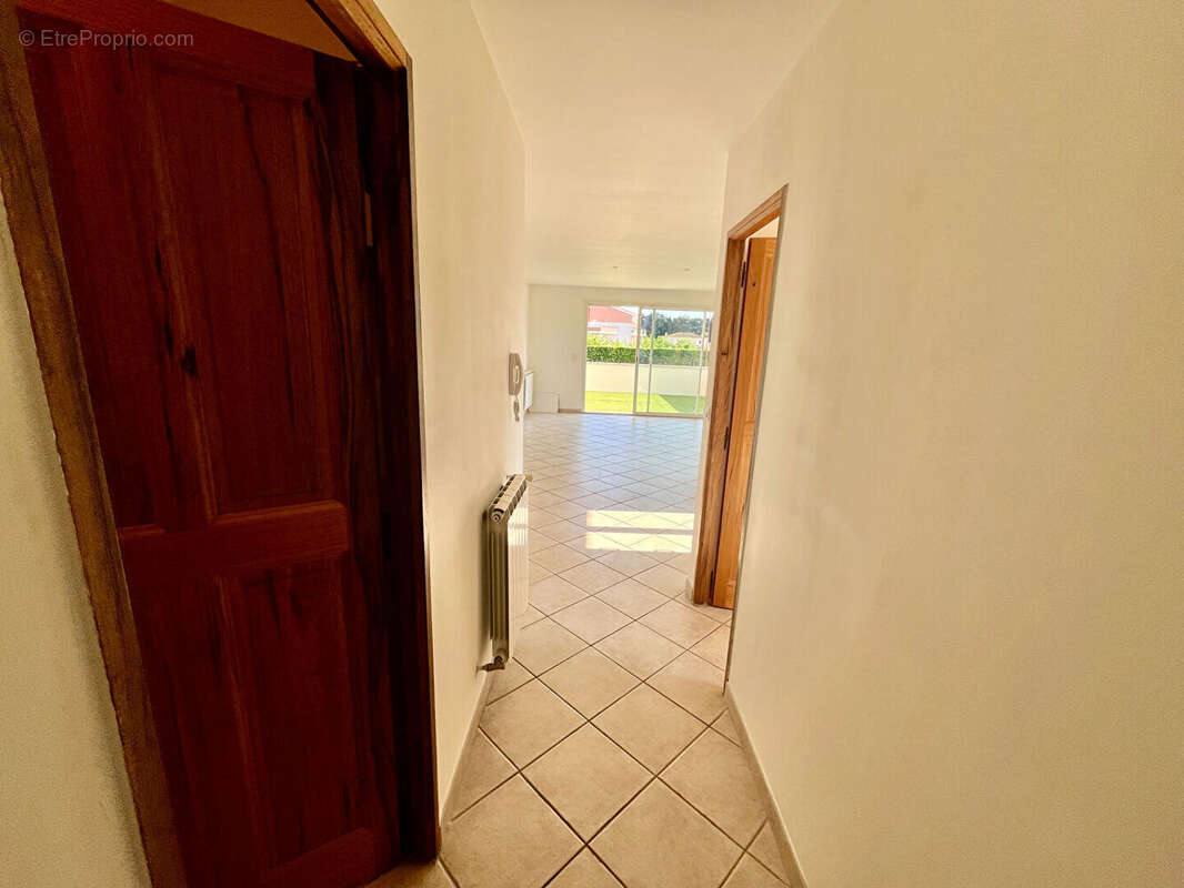 Appartement à L'ISLE-SUR-LA-SORGUE