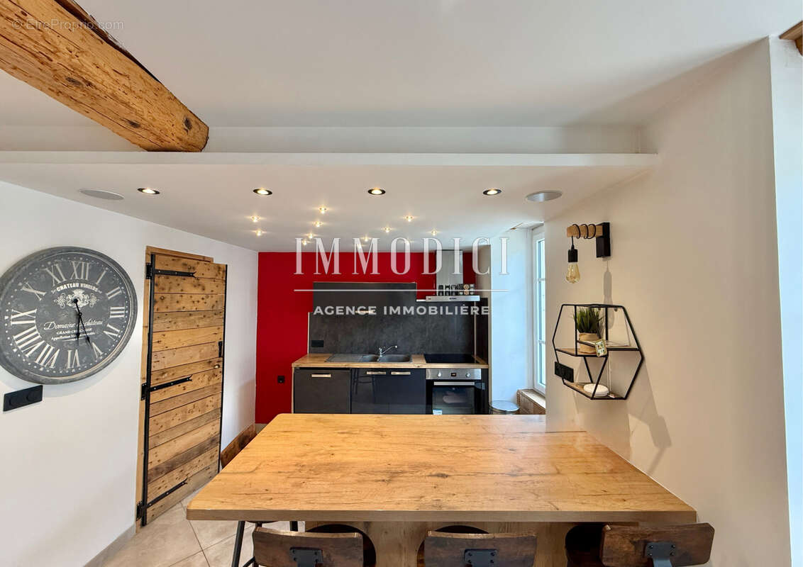 Appartement à THOISSEY