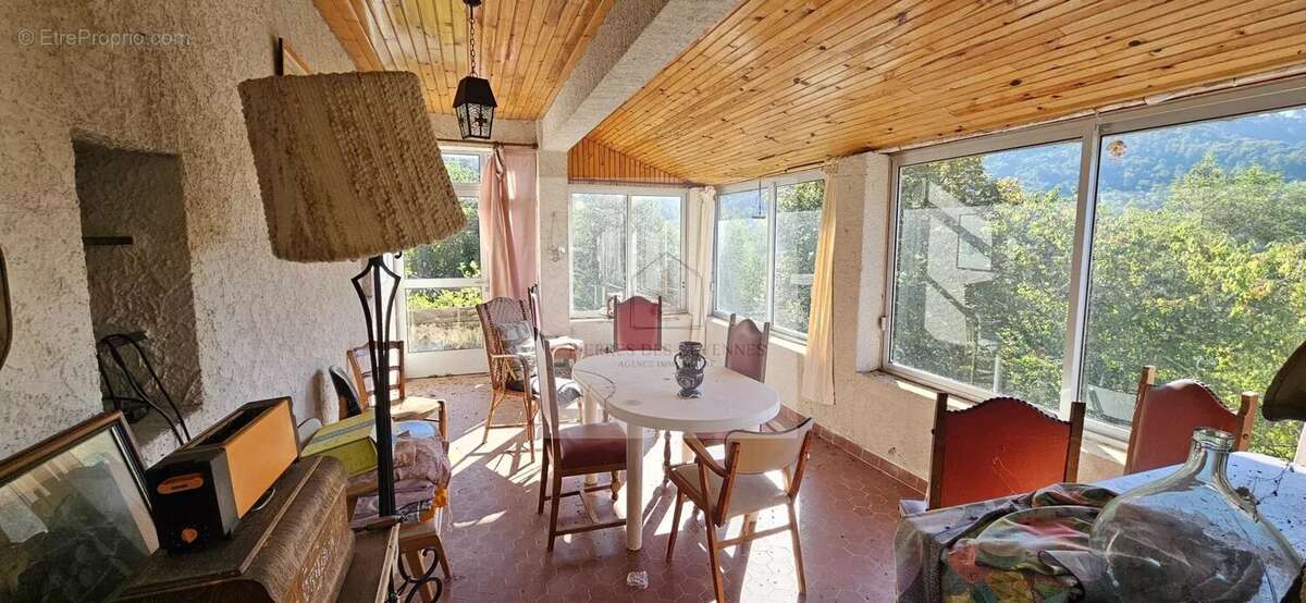 Maison à SAINT-PRIVAT-DE-VALLONGUE