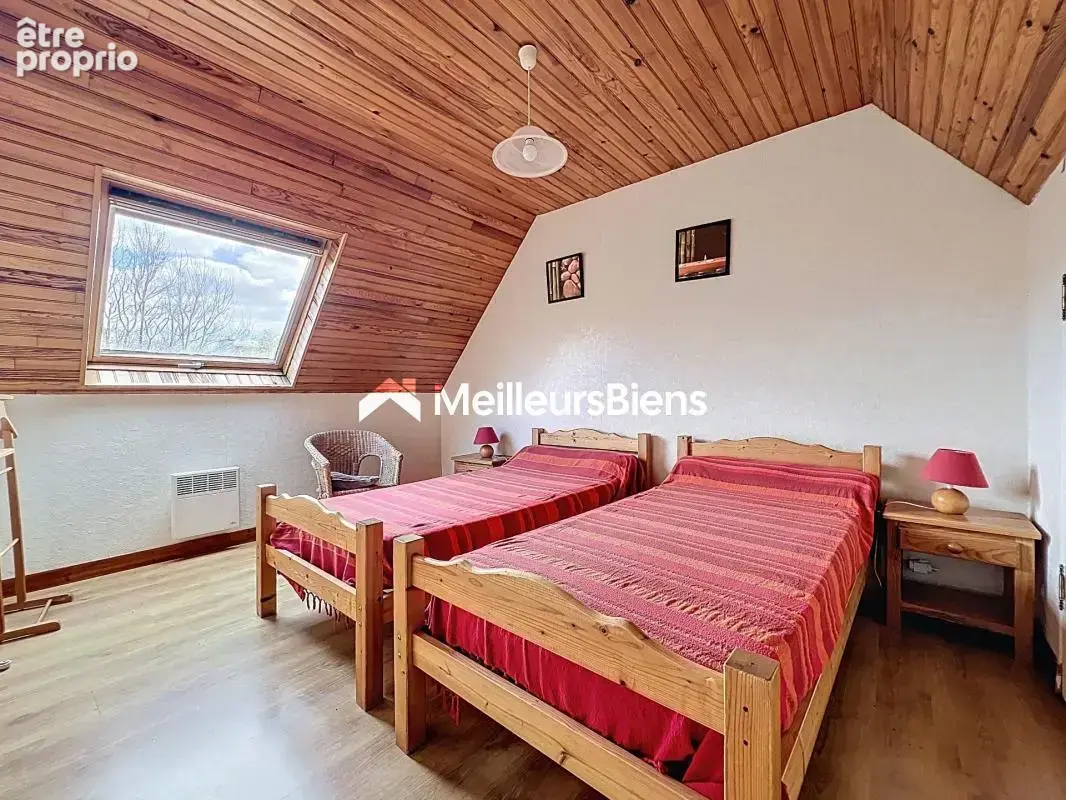 Bien au calme avec belle surface, parfait pour un achat serein - photo 14