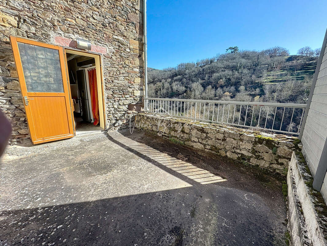 Maison à SAINT-SERNIN-SUR-RANCE