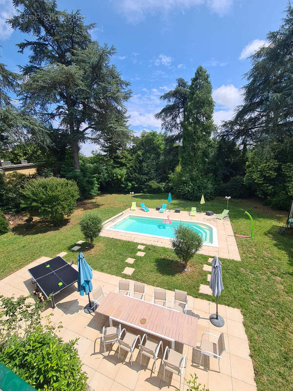 CHARMANTE PROPRIETE avec parc en plein centre de Bergerac - photo 5