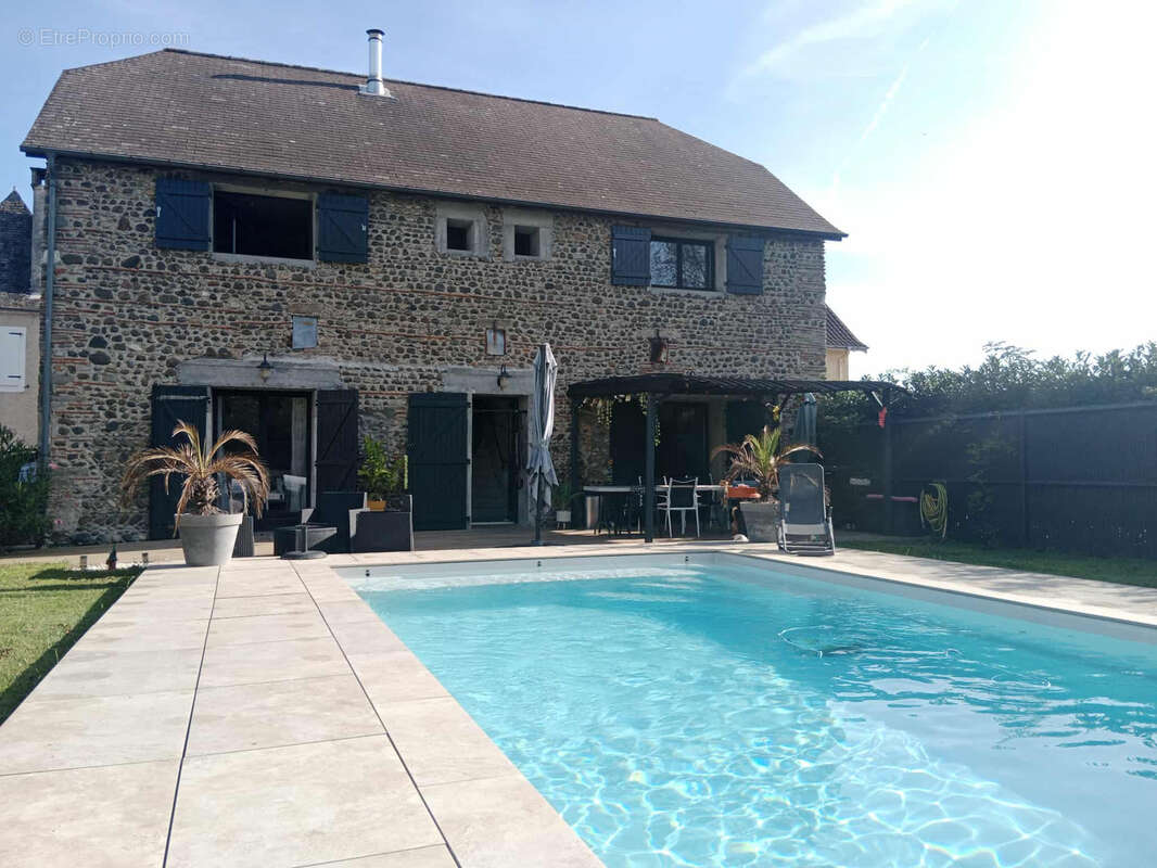 Maison à ARTIX