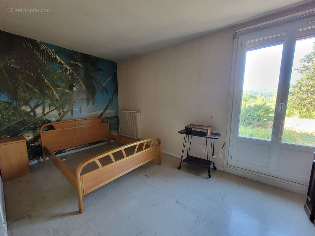 Maison à SERVIES-EN-VAL