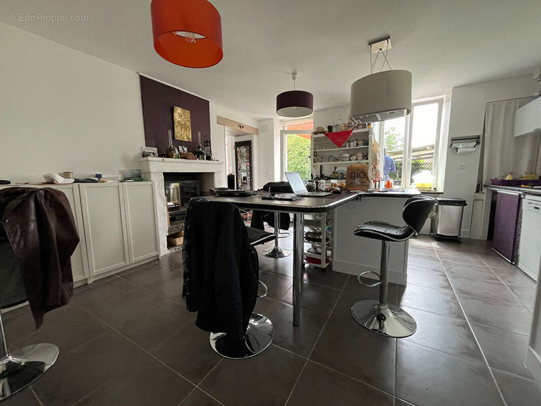 Maison à VILLENEUVE-SUR-CHER