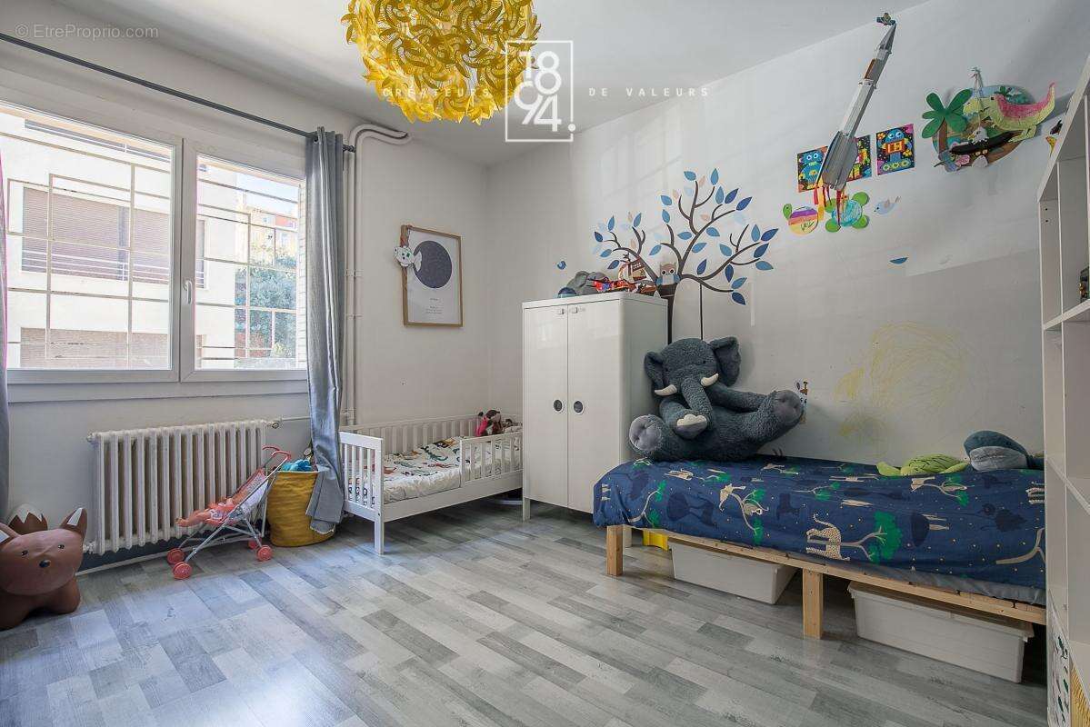 Appartement à MARSEILLE-8E