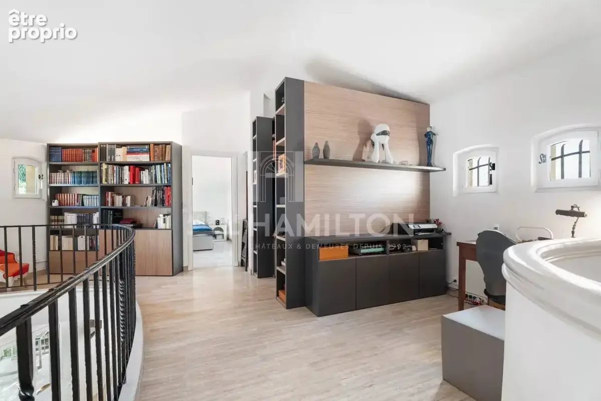 Cannes : Élégante maison darchitecte entièrement rénovée - photo 11