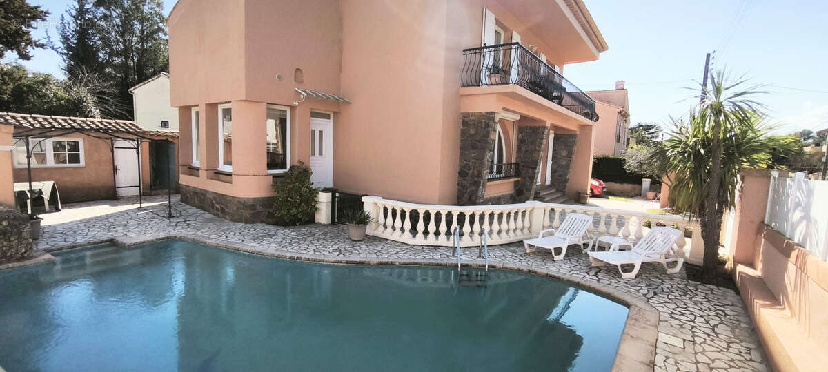 Maison à SAINT-RAPHAEL