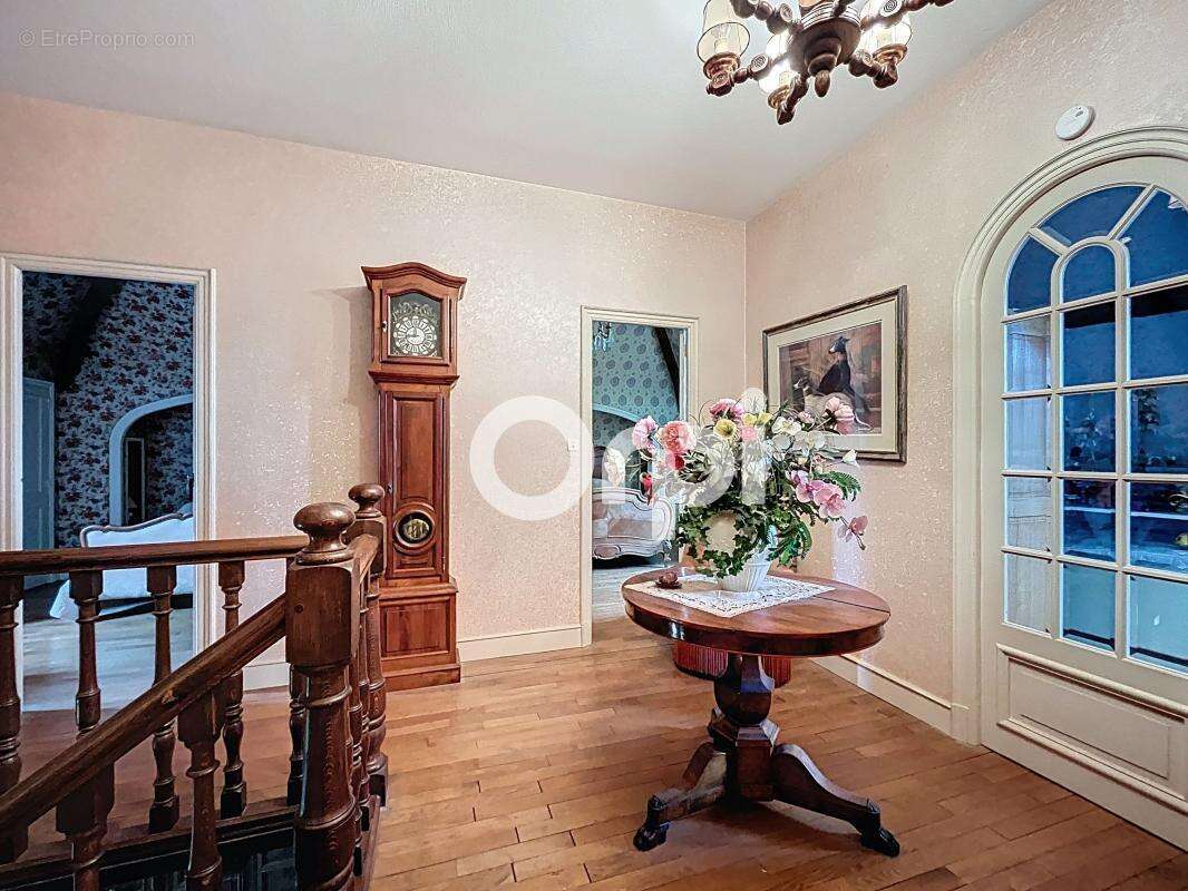 Maison à OBJAT