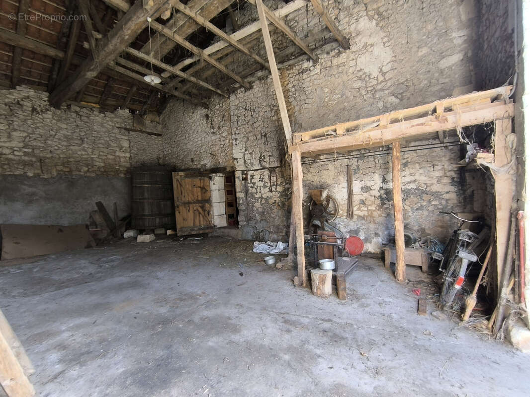 Maison à GRAND-BRASSAC