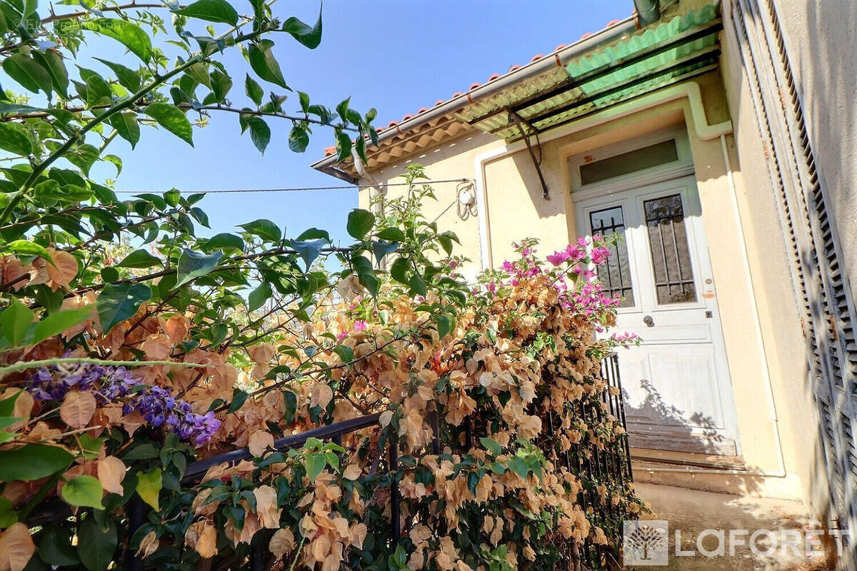 Centre ville hyeres maison avec  jardin - photo 5