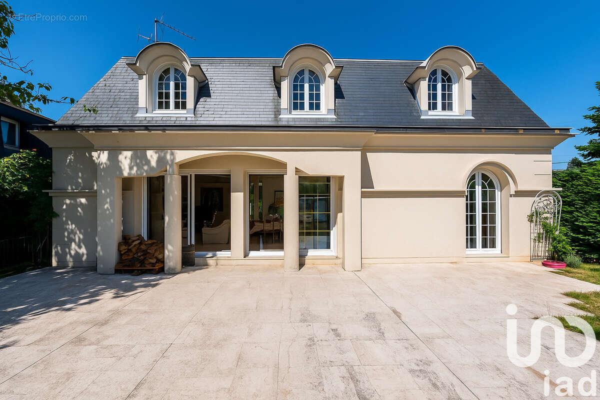 Photo 2 - Maison à L&#039;HAY-LES-ROSES