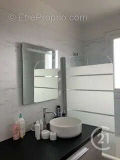 Appartement 58 m² à Aurillac  - photo 2