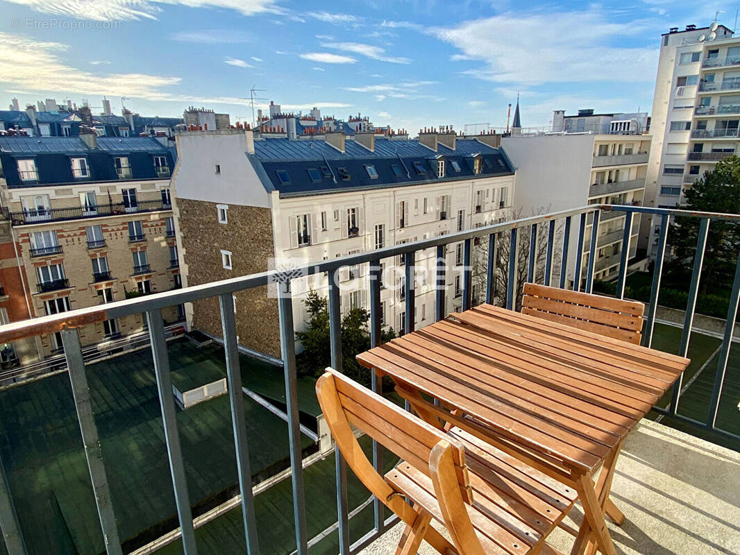 Appartement à PARIS-15E
